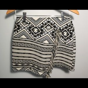 Topshop Aztec Tribal Black & White Skirt Sz 4